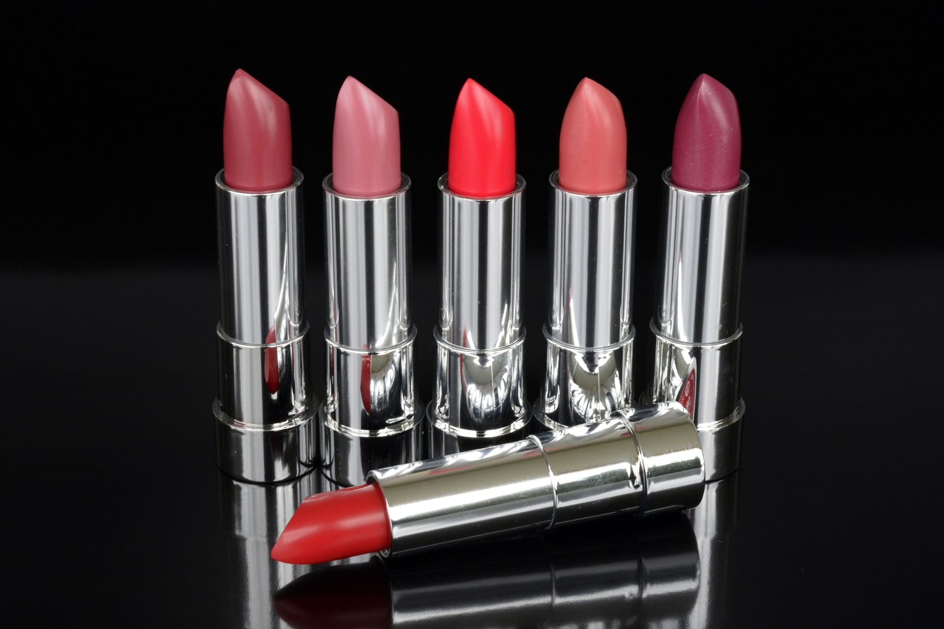 Amendments to Cosmetic Hotlist Amendments to Health Canada’s Cosmetic Ingredient Hotlist